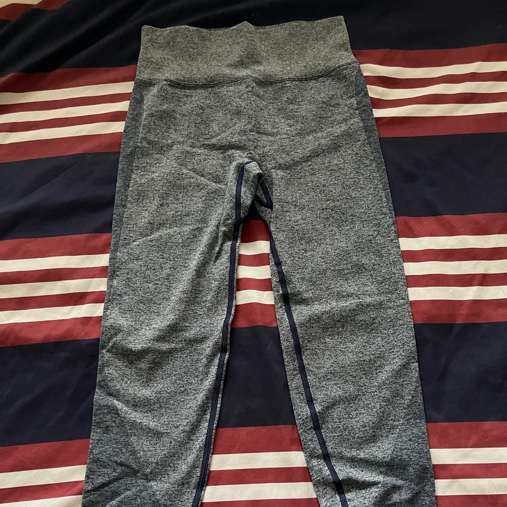Victoria's Secret pink seamless legging